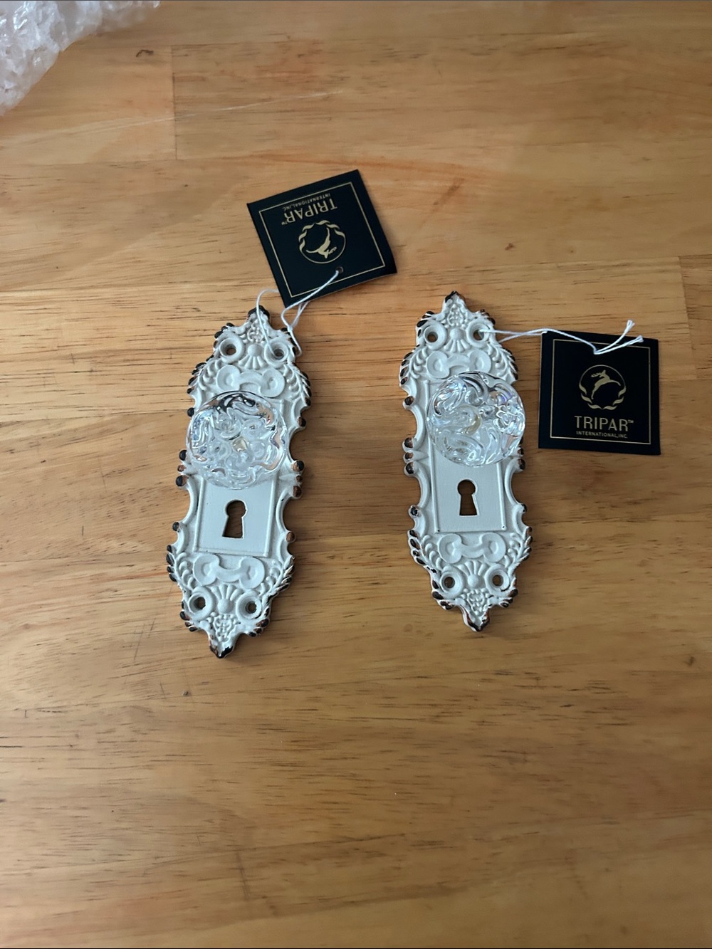 Tripar White Ornate Crystal Knob Wall Hook Plates